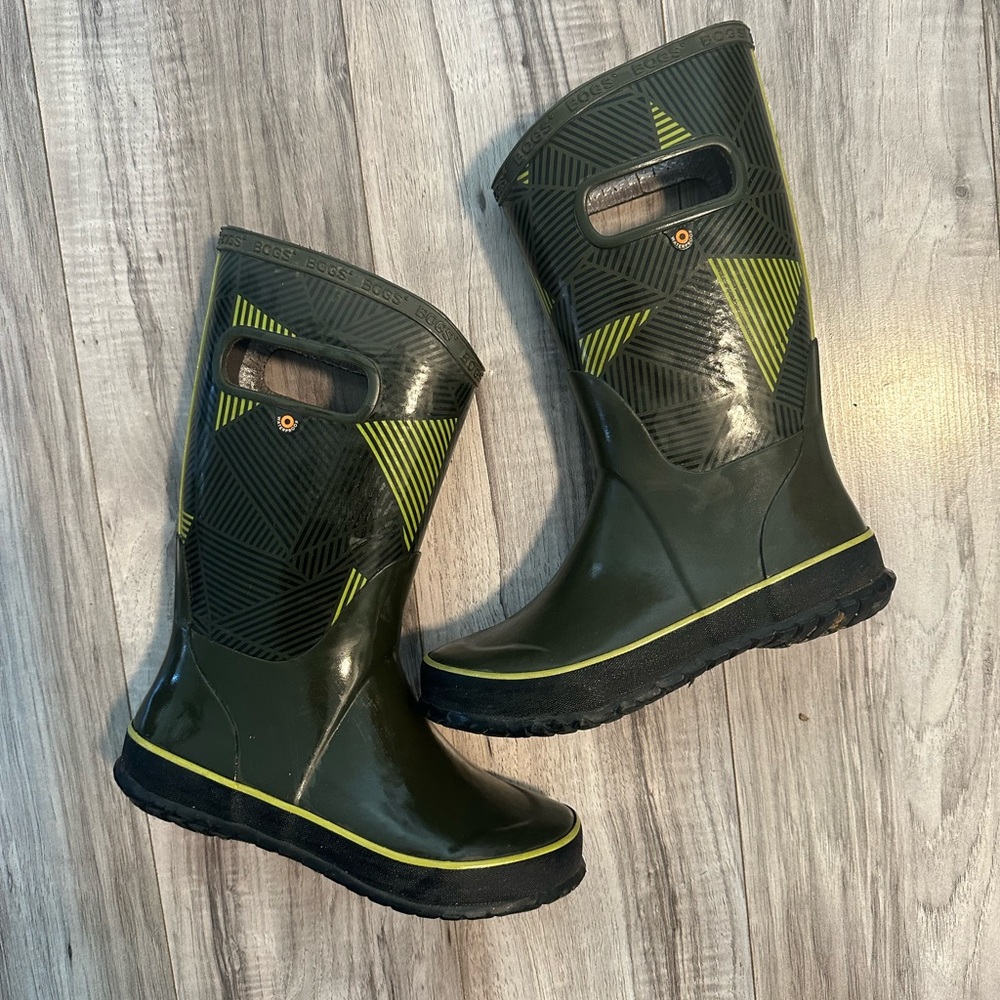 Rain boots
